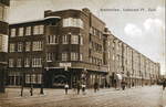 Het blok op een oude ansichtkaart.
              <br/>
              Beeldbank Stadsarchief, jaren 20